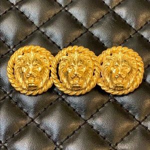 Vintage Jewelry - Designer Vintage Gold Lion Head Brooch Bar Vintage Jewelry - Designer Vintage Gold Lion Head Brooch Bar